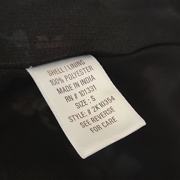 Charlotte Russe Black Floral Nylon Bomber Jacket Sz Small - Picture 5 of 6